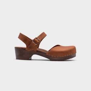 Tan Women's Clogs with Buckle